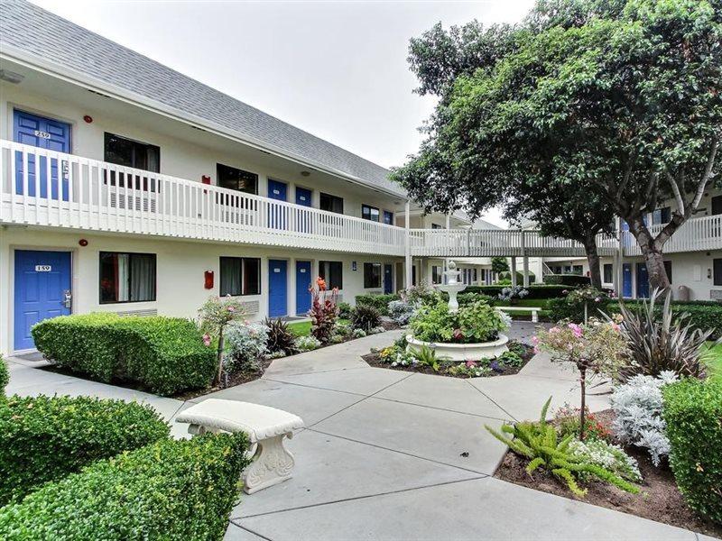 Motel 6-Marina, Ca - Monterey Exterior photo