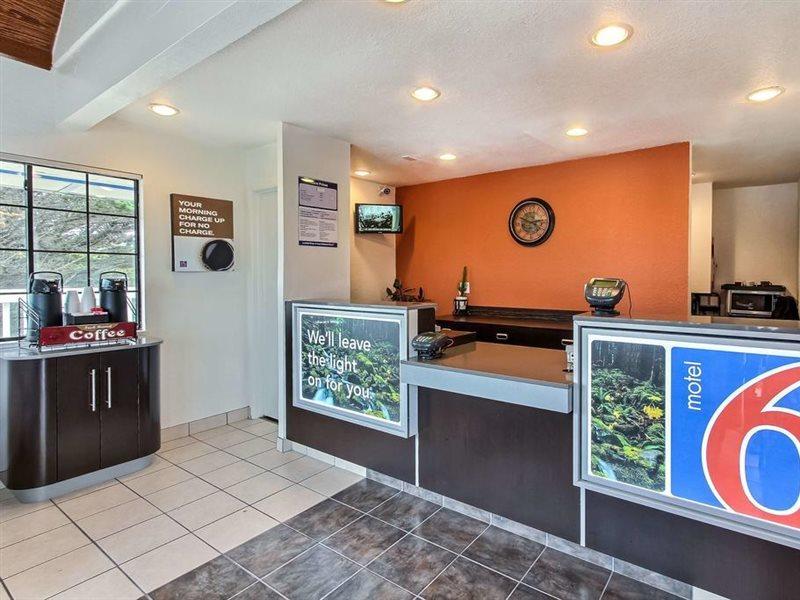 Motel 6-Marina, Ca - Monterey Exterior photo