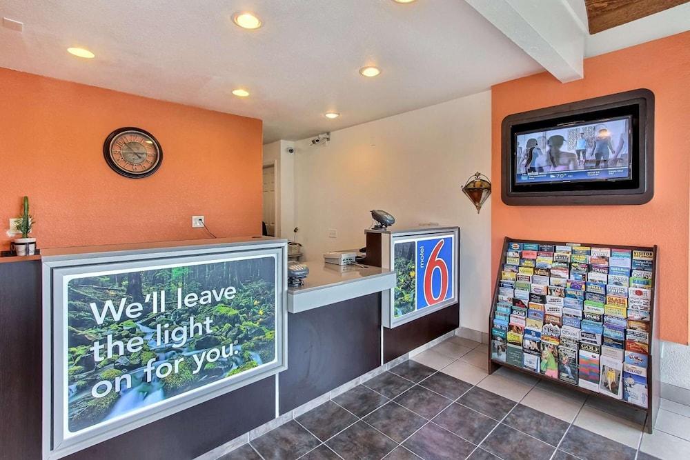Motel 6-Marina, Ca - Monterey Exterior photo