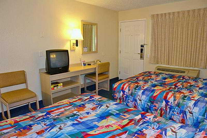 Motel 6-Marina, Ca - Monterey Exterior photo